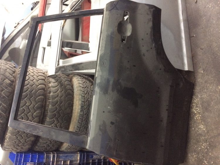 Suzuki Grand Vitara Sol Arka Kapı