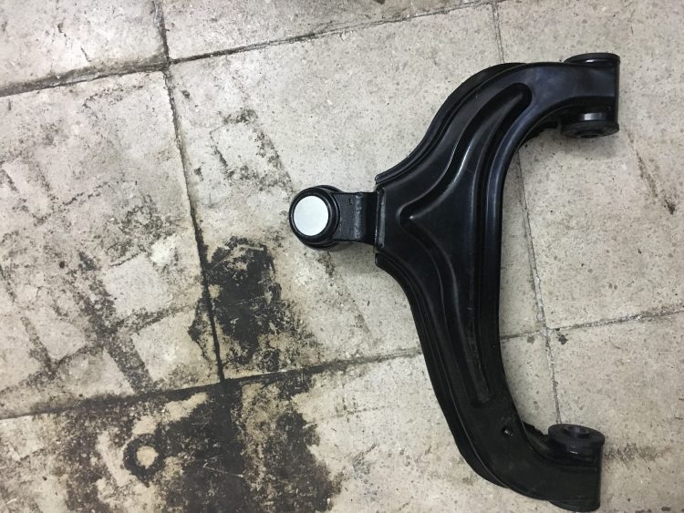 Suzuki Vitara Arka Difransiyel Salıncağı