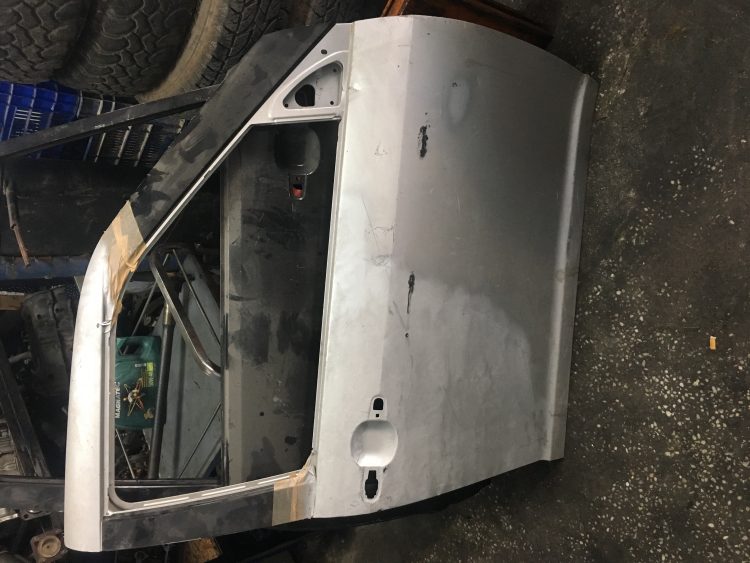 Suzuki Swift Sağ Ön Kapı